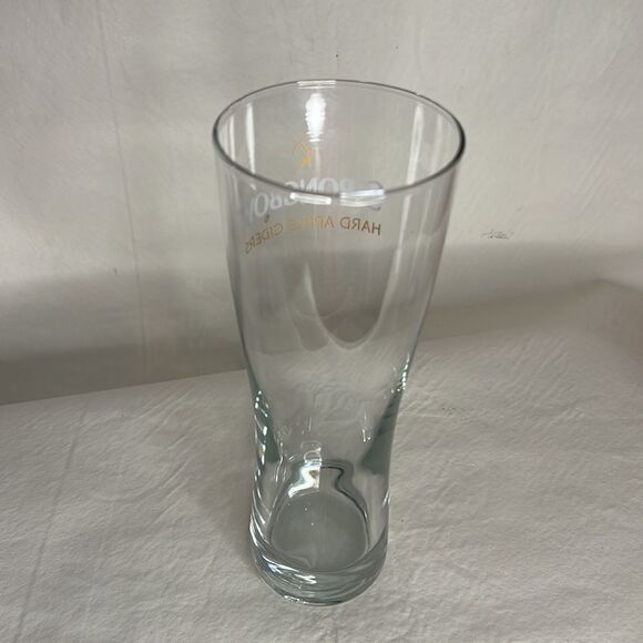 Strongbow Hard Apple Cider 20 Oz Beer Drinking Glass 8 1/2 In Tall 3 In Round - Picture 2 of 6